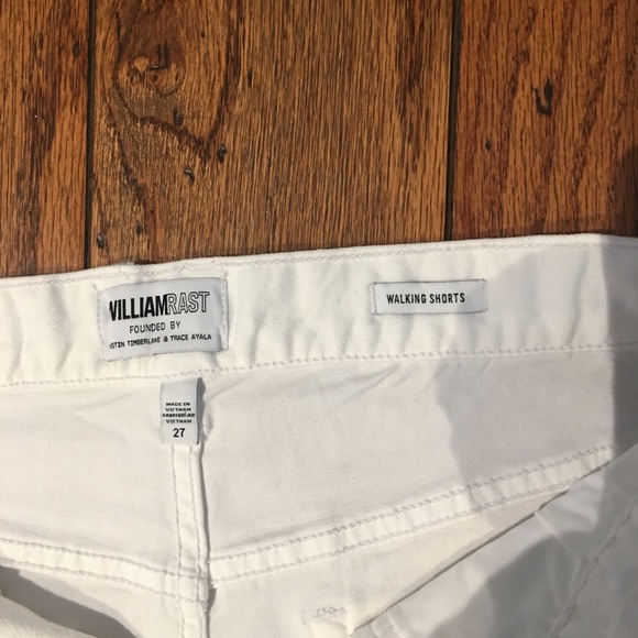 White walking shorts NWOT - Picture 3 of 4